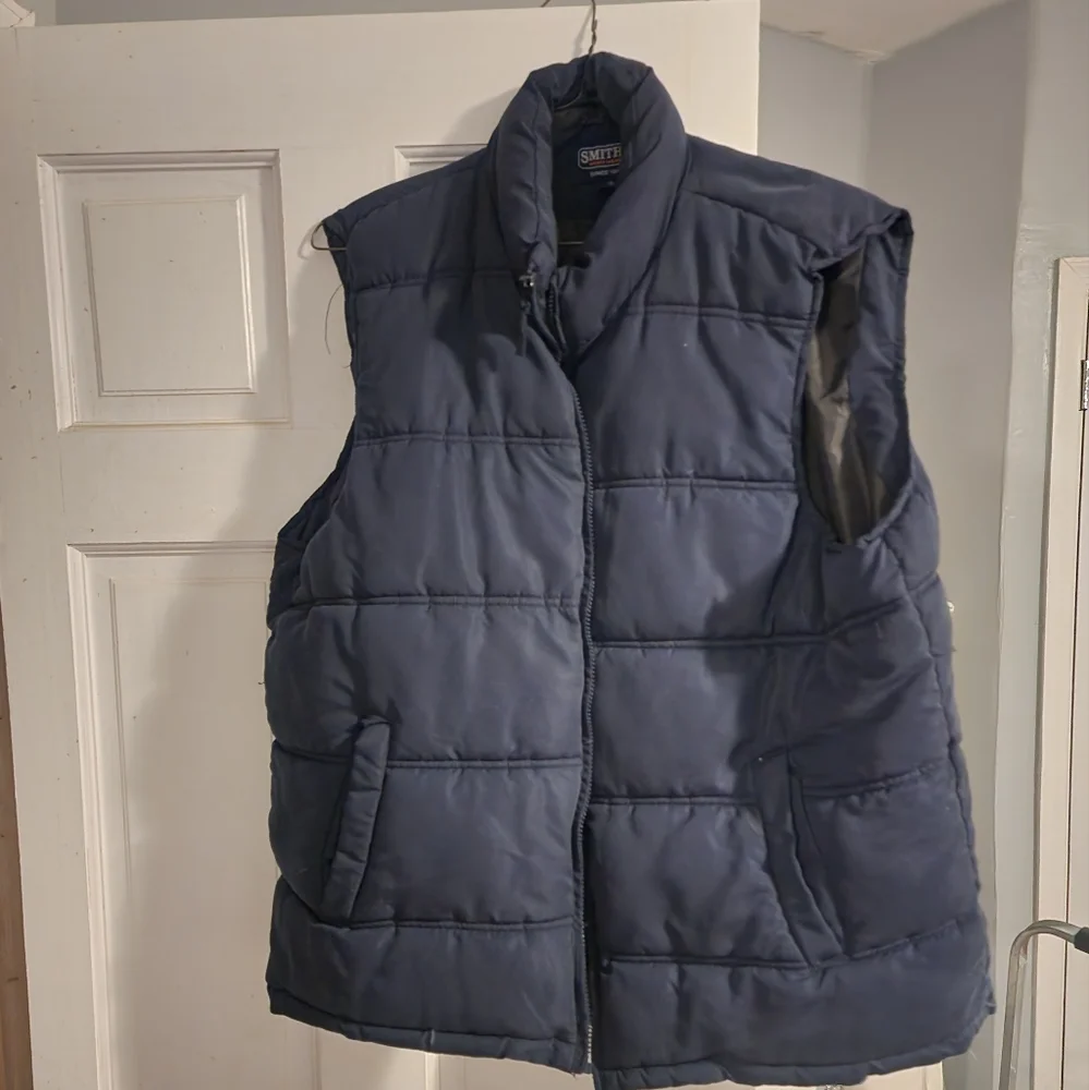 Vest - Picture 1 of 2